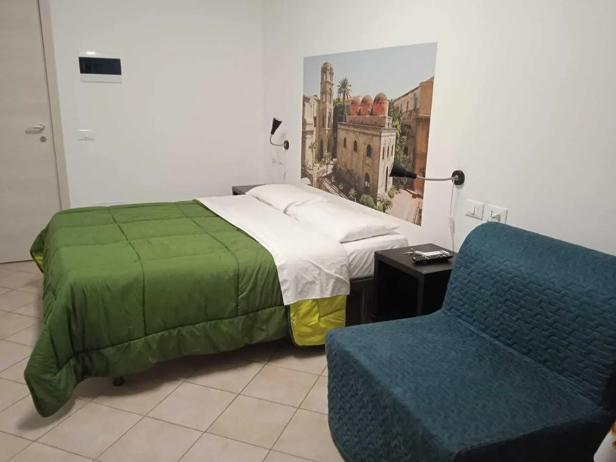 *** Bed and breakfast Into Palermo B&B Italia