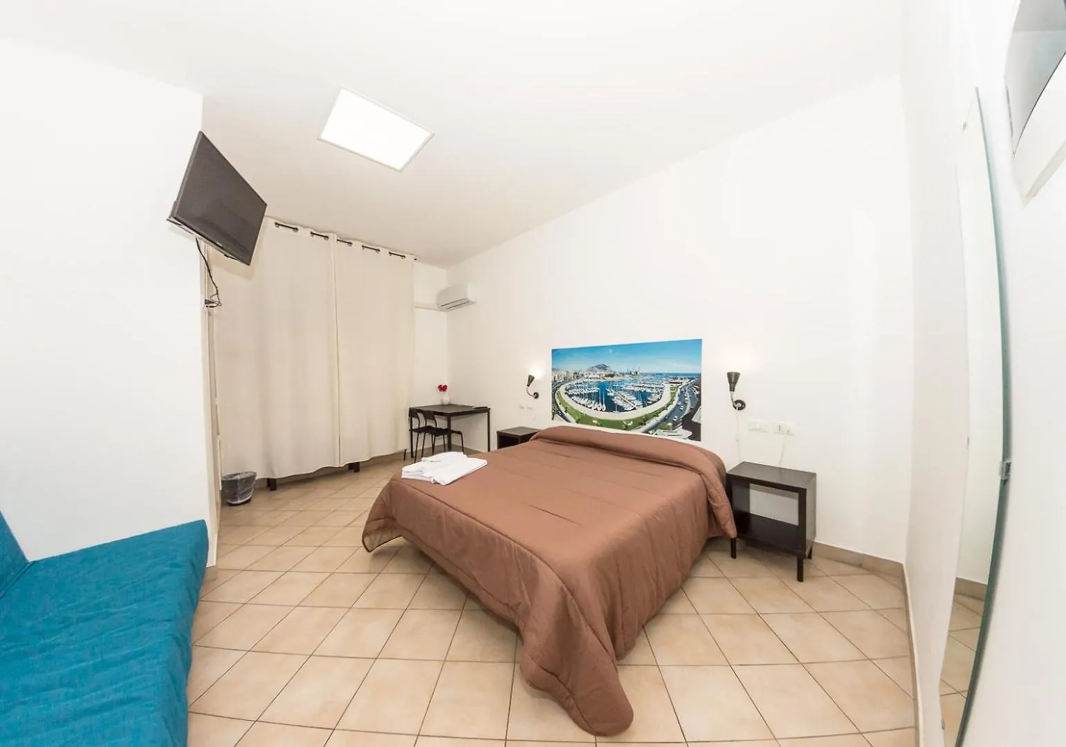 Into Palermo B&B 3*,  Italia